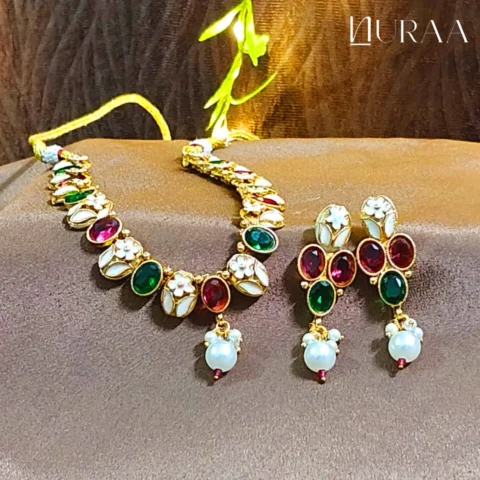 White Enamel Flora Necklace Set