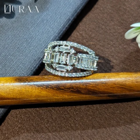 Eterna Baguette Ring