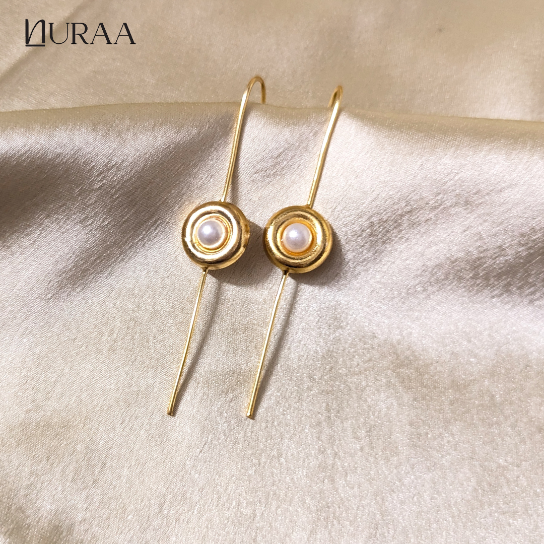 Lunara Pearl Ear Pins - Image 3