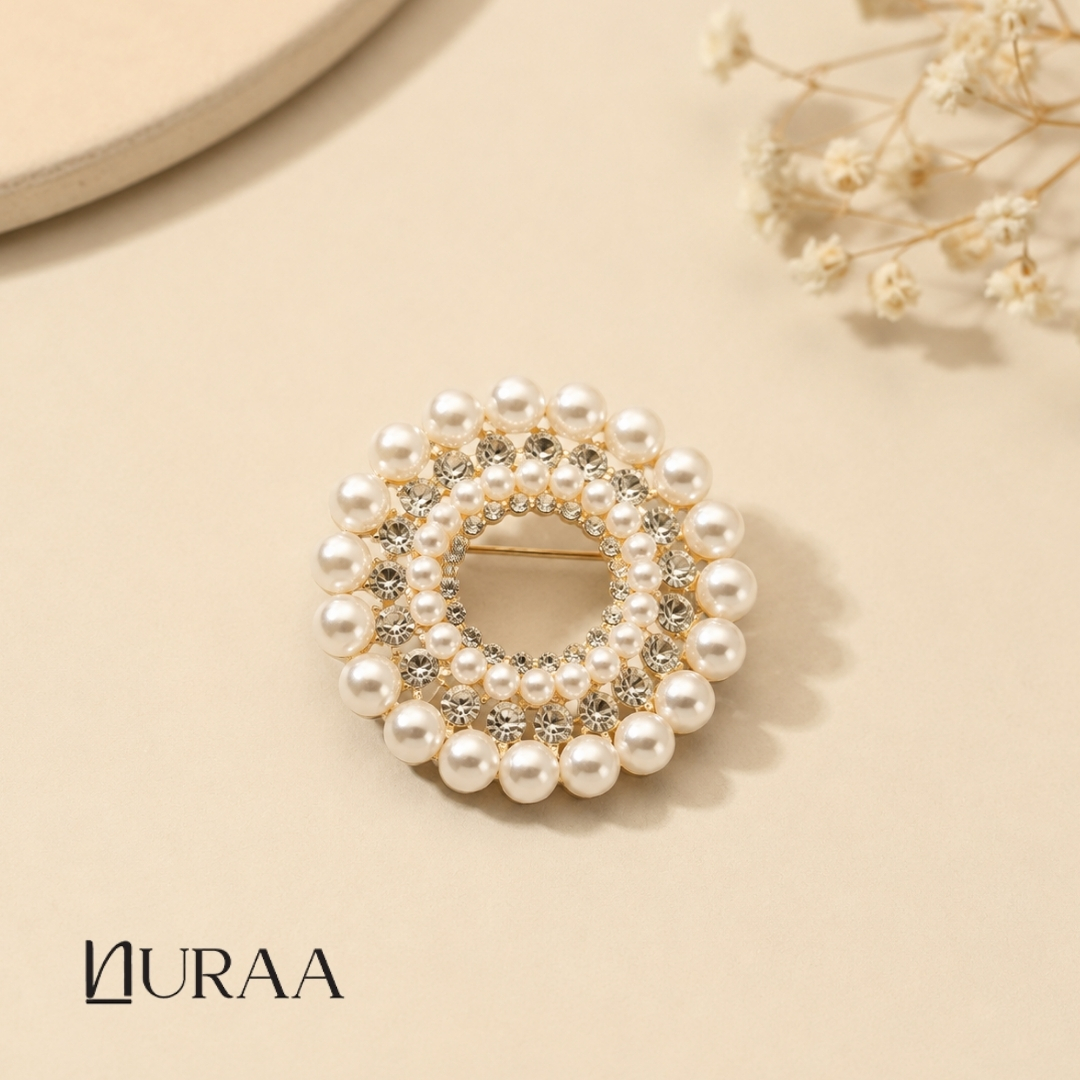Pearl Halo Brooch - Image 4